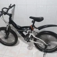 دوچرخه مشکی