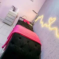 میز ناخن تخت و.... اجاره داده میشود