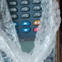 دو تخته وایت برد و یک دستگاه کارتخوان