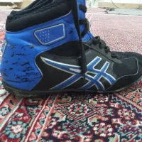 کفش کشتی اصل asix سایز ۴۱ استفاده نشده سالم|کیف، کفش، کمربند|زنجان, |دیوار