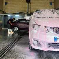 کارگر کارواش در کارواش ایران