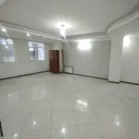 واحد اداری تجاری ۲۱۰ متر در زنبیل آباد بر عطاران|اجارهٔ دفتر کار، اتاق اداری، مطب|قم, زنبیل آباد|دیوار