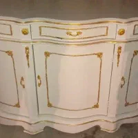 کنسول سفید زیبا