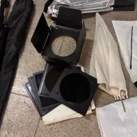 ۲ ست فلش چتر استودیویی|دوربین عکاسی و فیلم‌برداری|تهران, گلستان (شهرک راه آهن)|دیوار