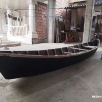 قایق چوبی
