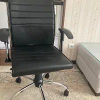 صندلی چرخدار در حد نو