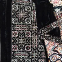 مانتو مخمل سوزن‌دوزی خاص و مجلسی  در حد نو