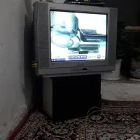 یخچال.میزتلویزیون.تلویزیون ۲۱اینج لباس شویی ۱۵/۵|ماشین لباسشویی و خشک‌کن لباس|برخوار, |دیوار