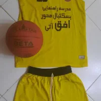 لباس بسکتبال شامل توپ و لباس