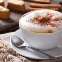 نیروی خانم باریستا و آشپز