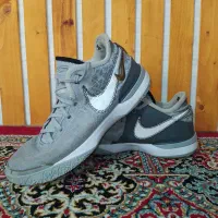 کفش بسکتبال / والیبال|کیف، کفش، کمربند|کرمانشاه, |دیوار