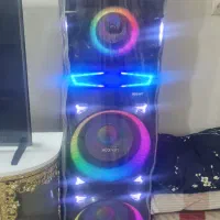 یک جفت اسپیکر  بسیار زیبا و شیک بهترین مارک