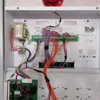 همکار برقکار