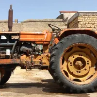 تراکتور رومانی مدل ۶۱