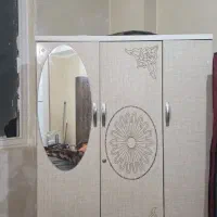 کمد نوجوان و کمد لباس