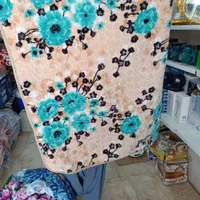 پتو دو نفره گل برجسته زخیم یزد یک میلیون|رختخواب، بالش، پتو|زاهدان, |دیوار