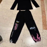 حراج چند عدد لباس زنانه دخترانه تیشرت و کراپ M-L