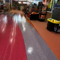 استخدام پرسنل شهربازی سرپوشیده روزی ۵۰۰ هزار تومان