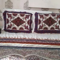 دوعدد پشتی ویک کناره یک ونیم متری پته.بار نشده