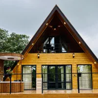 کلبه-سوئیسی-جکوزی-دار-بدون-واسطه-از-مالک