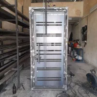 جوشکار اهنگرکارگاه کمرد