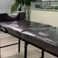فروش وسایل آرایشگاه( تخت تاشو چمدانی کم جا)