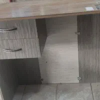میز کشو دار