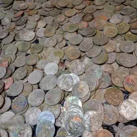 سکه جمهوری اسلامی ۱۰۰ریال درشت