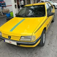 تاکسی روآ مدل ۹۰