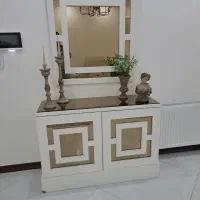 آینه و کنسول