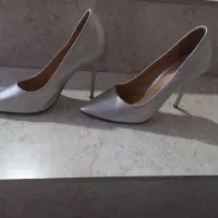 کفش پاشنه بلند نقره ای