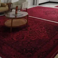 دوتا فرش ۹متری خیلی محکم خوشگل رنگ لاکی یه ۴متری