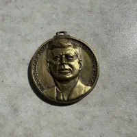 سکه یا مدالیون قدیمی تاریخ روش ۱۹۶۳