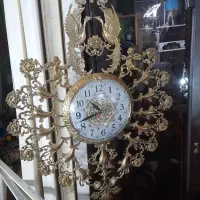 ساعت دیواری برنزی سالم وزن دوتا ۶ کیلو ۲۰۰ کرم