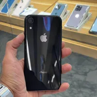 اپل iPhone XR با حافظهٔ ۱۲۸ گیگابایت