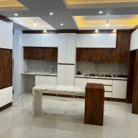 136 متری سعدی وسط