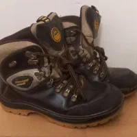 کفش کوهنوردی