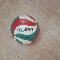 توپ والیبال معمولی