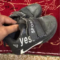 کفش بزرگ سال و بچه ها