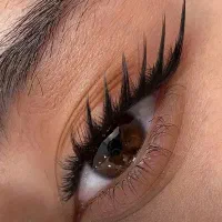 تخفیف ویژه کاشت مژه و لیفت ابرو