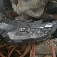 چراغ جلو اوتلندر ۲۰۱۸ فابریک اصل|قطعات یدکی و لوازم جانبی|تهران, سنگلج (شاپور)|دیوار