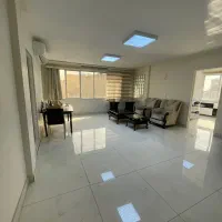 27متر-مغازه-10-متر-بالکن-شریعتی-خواجه-عبدالله