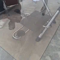 دوعدد میز بزرگ و عسلی