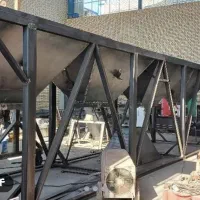 استخدام جوشکار و نیروی فنی