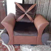 یک عددمبل راحتی چرم پارچه درحدنو