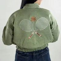 بامبرفتیله ای تنیسی|لباس|صدرا-فارس, فاز ۱|دیوار