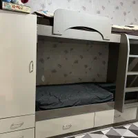 تخت دو طبقه با میز تحریر|تخت و سرویس خواب|محمدشهر, سیدآباد|دیوار