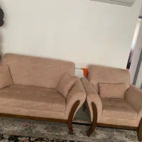 مبل ۷نفره در حد نو و کم کارکرد|مبلمان خانگی و میز عسلی|رشت, رودباری|دیوار