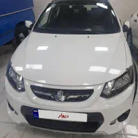 کوییک R مدل 1402 سفید مشکی