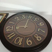 ساعت دیواری